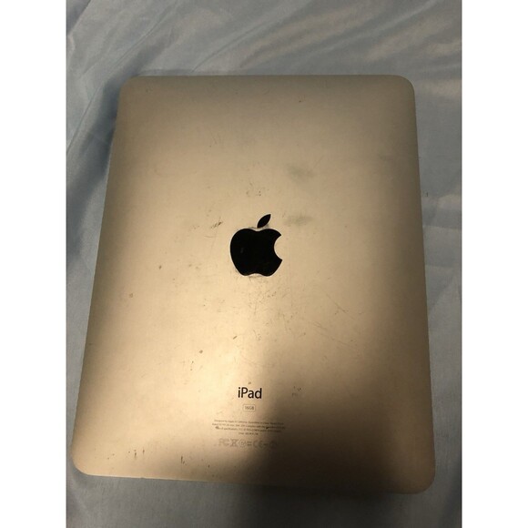 Apple iPad 1st Gen. 16GB, Wi-Fi, 9.7in - Silver - Untested Vintage - Picture 2 of 2